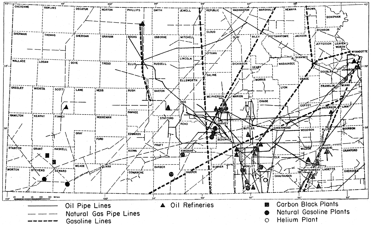 Map of Kansas showing location of pipe lines, oil refineries, carbon black plants, natural gasoline plants, and helium plant.