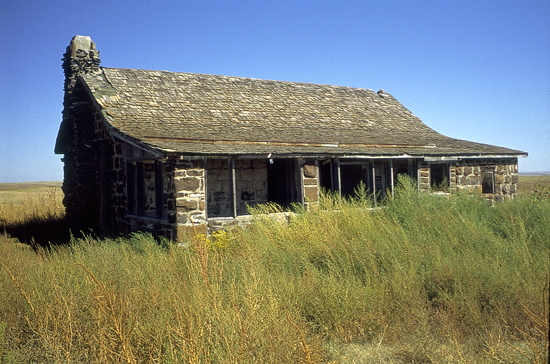 CA-Ironstone-ranch-house