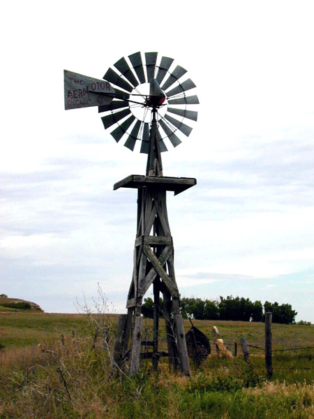 HG-Wood-frame-windmill