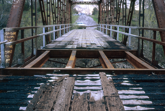 MG-bridge-over-Verdigris