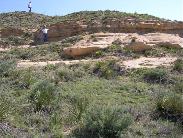 Sandstones and siltstones below the Ogallala at Point of Rocks.