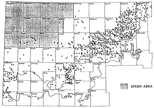 Most samples occur in eastern part of aquifer.