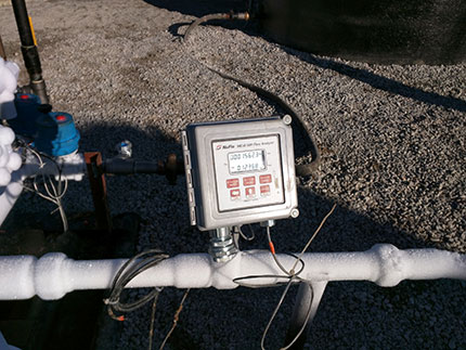 Another picture of the CO2 flow meter.