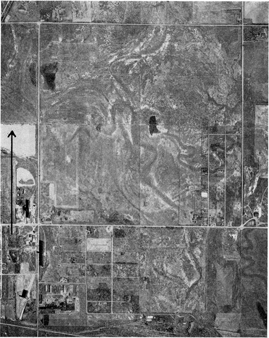 Features of Arkansas Valley plain shown by aerial photograph.