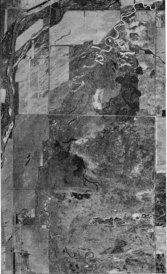 Aerial photograph of Rattlesnake Creek Valley southwest of Alden.