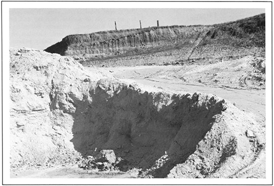 Volcanic-Ash Mine near Calvert in Norton County.