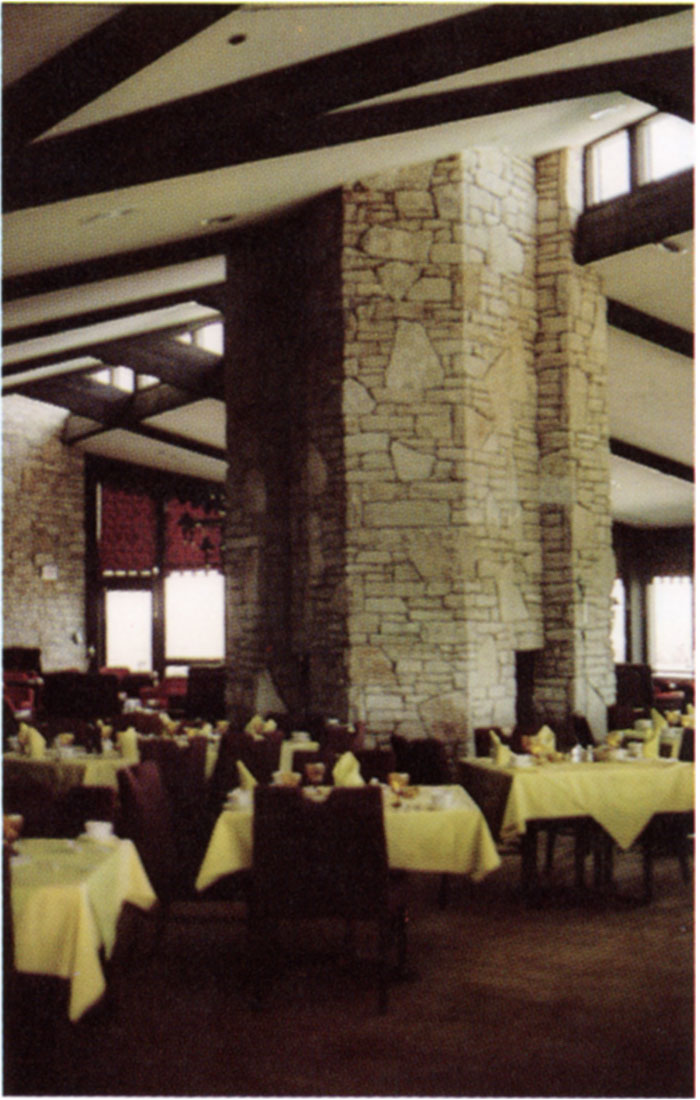 Color photo of the Salina Country Club at Salina constructed from Neva Limestone.