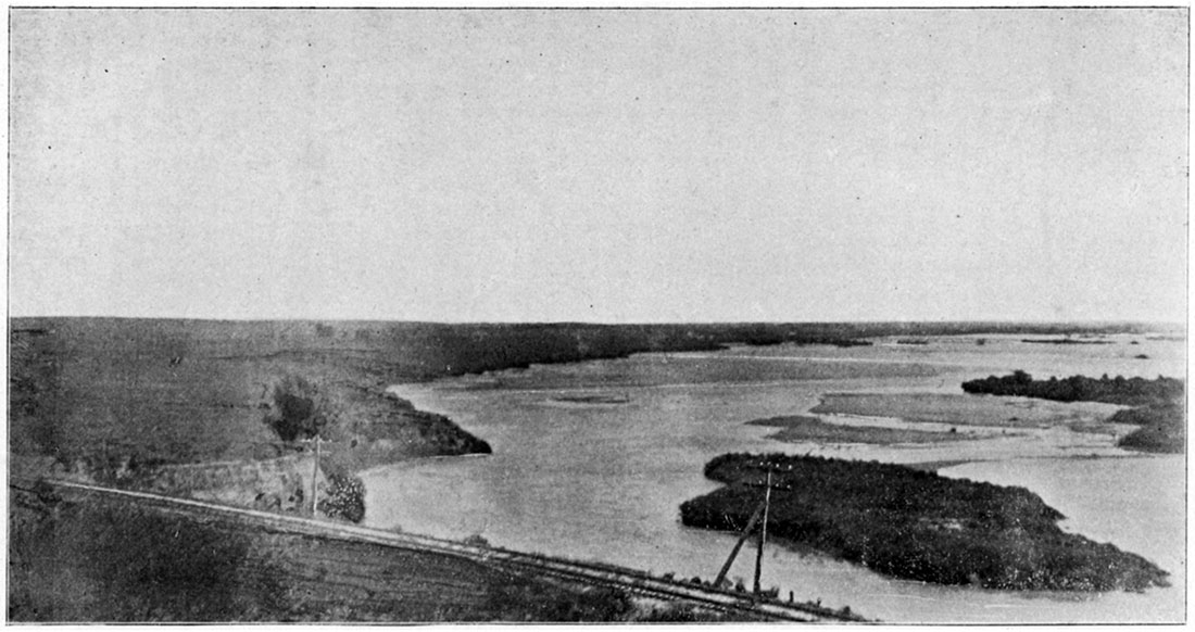 Black and white photo: along the Arkansas River, near Dodge City.