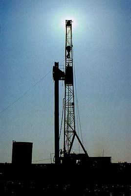 photo of rig in Rawlins County by John Davis